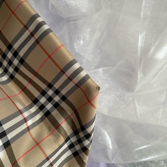 Authenticated Burberry House Check Tote Brown Beige Canvas Fabric Bag - Picture 6 of 8